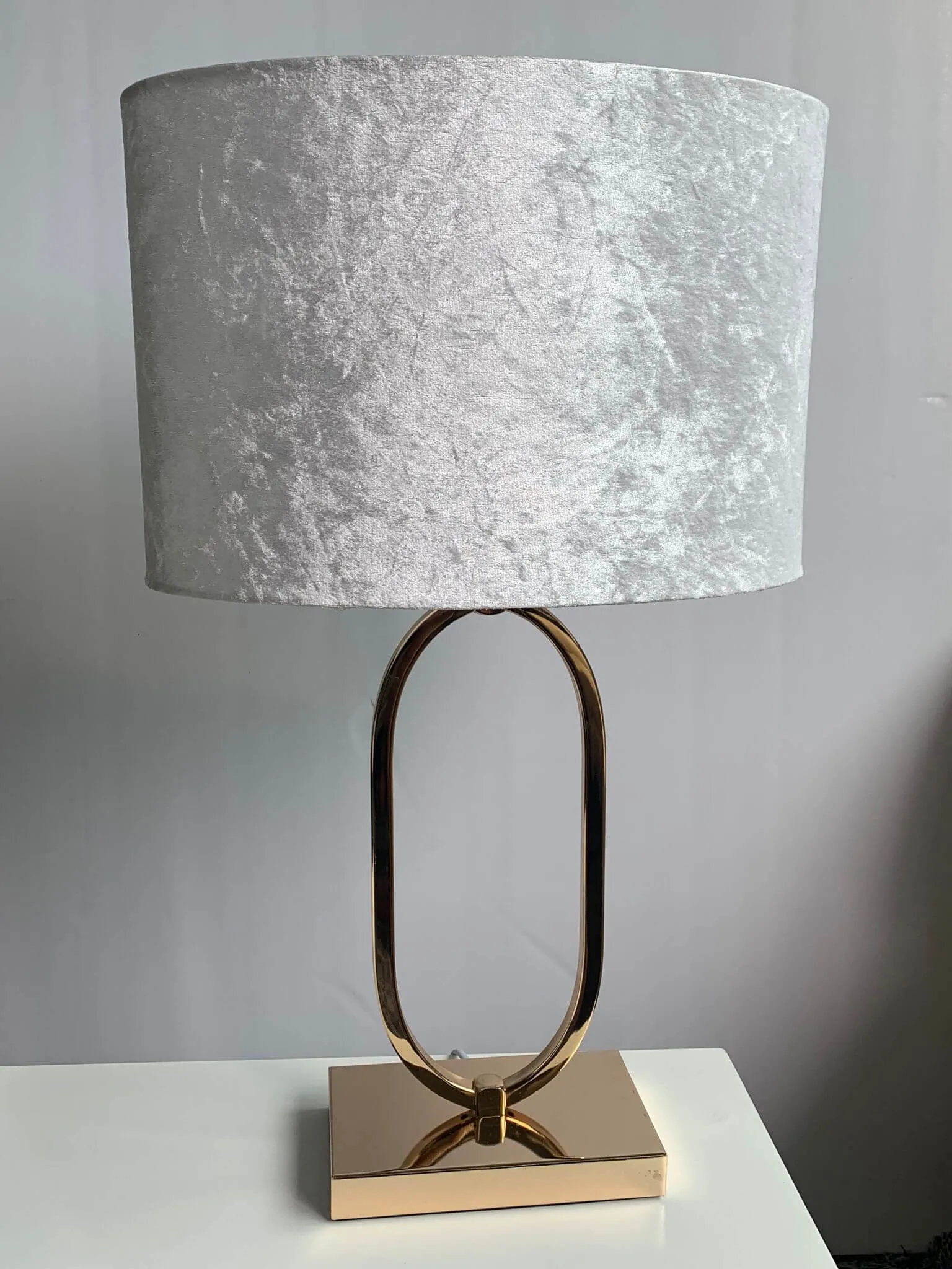 Ringlamp ovaal goud 2023