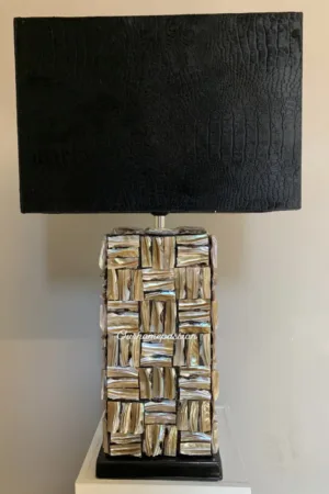 Tafellamp schelpen mother of pearl croco zwarte kap